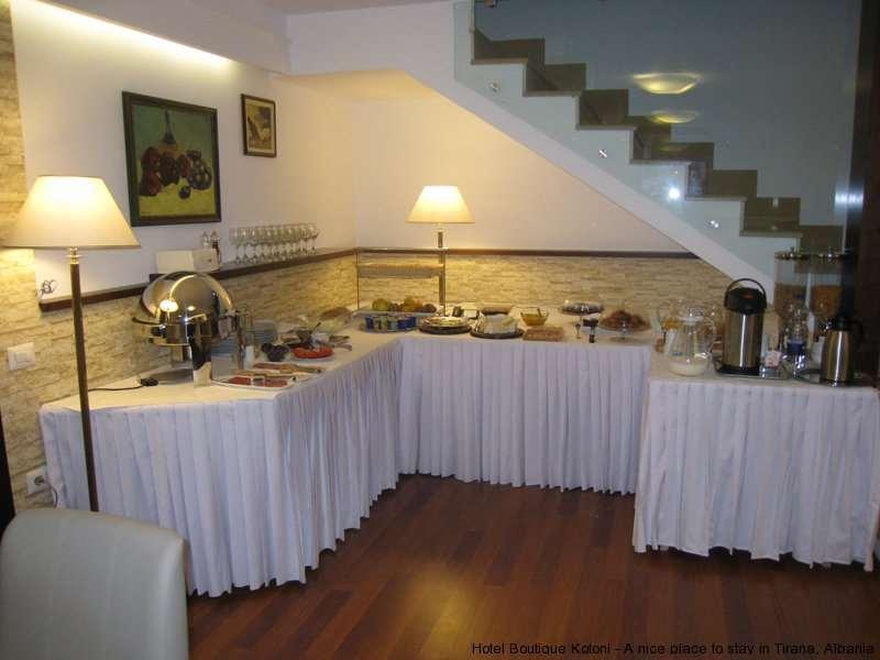 Boutique Hotel Kotoni Tiranë Restaurant bilde
