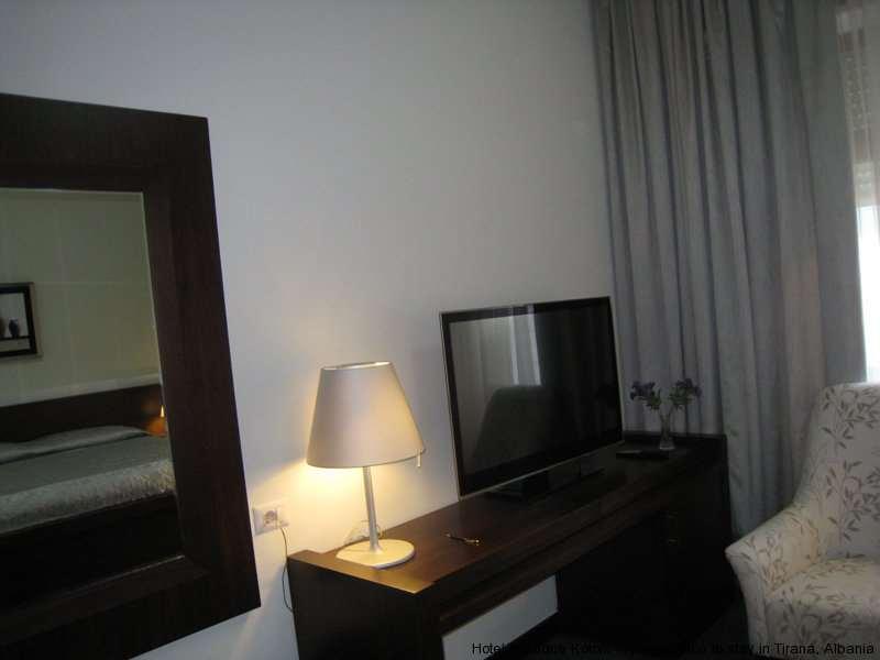 Boutique Hotel Kotoni Tiranë Rom bilde