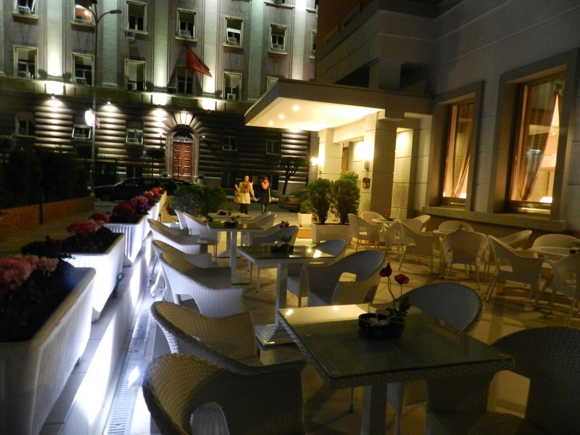 Boutique Hotel Kotoni Tiranë Eksteriør bilde